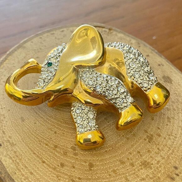 Vintage Gold Crystal Faux Diamond Green Emerald Eye Elephant Pin Brooch - Picture 4 of 6